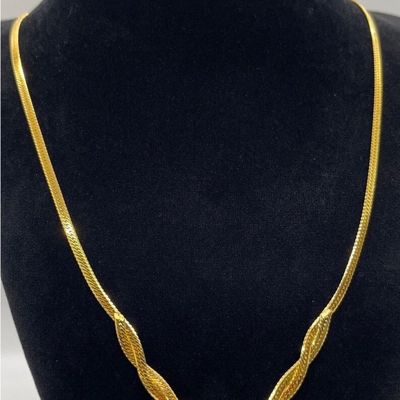 A Beautiful 10K Gold Plated Marquis Cut Cz Set Braided Herringbone Avon Necklace - Picture 6 of 10